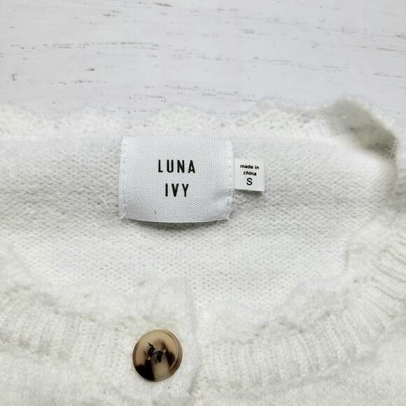 Luna Ivy 3D Flower Cardigan Button Down Sweater White Pastel Coquette Small - Picture 7 of 10
